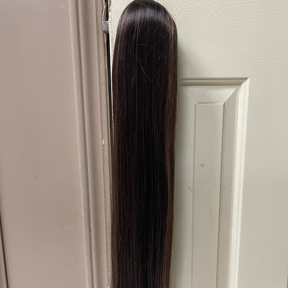 Wig- long brunette ponytail clip wig